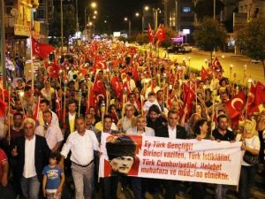 Döşemealtı’nda Fener Alayı Coşkusu