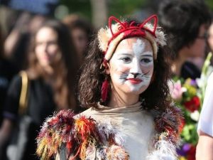 Denizli’de Tiyatro Şenliği Coşkusu