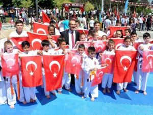 Uşak’ta 19 Mayıs Kutlamaları