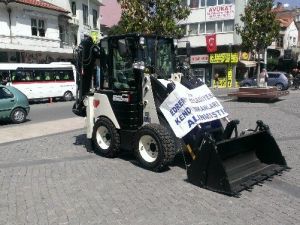 Edremit Belediyesi Makine Parkını Güçlendiriyor