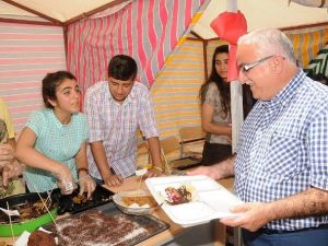 Saadet Uçar Anadolu Lisesi’nden ‘İyilikle Yarışan Sınıflar’ Kermesi