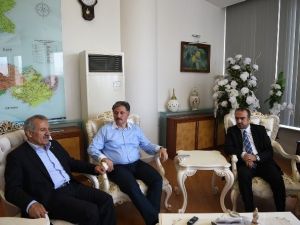 Diyarbakır Milletvekili İçten, Başkan Çakır’ı Ziyaret Etti