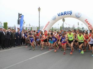 Samsun 19 Mayıs Yarı Maratonu Nefes Kesti