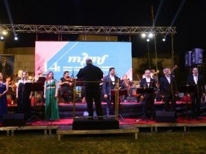 Kubat Ve Folklorama Ekibi Kapanışı Tarsus’ta Yaptı