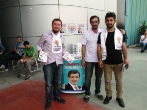 Kitap Fuarı’nda Özgürlük Ve Demokrasi Rüzgarı