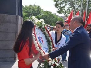 Gaziantep’te 19 Mayıs Gençlik Ve Spor Bayramı Kutlamaları
