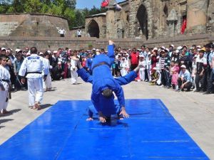 Bitlis’te 19 Mayıs Coşkusu