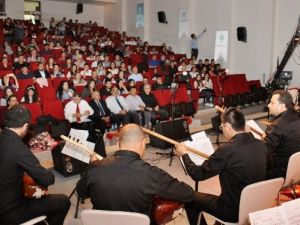 NEÜ’de Türk Halk Müziği Konseri