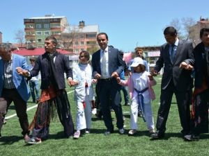 Tatvan’da 19 Mayıs Coşkusu