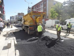 Büyükşehir Belediyesi’nden Yol Yapım Çalışması