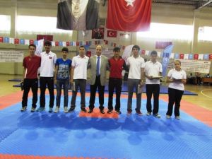 Ayvalıklı Genç Sporcular Spor Şov Yaptı