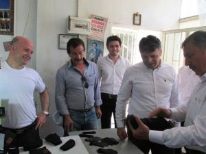 AK Partili Özdağ’dan Ayakkabıcılık Bölümü Önerisi