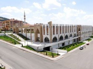 Necip Fazıl Kültür Merkezi Açılış İçin Gün Sayıyor