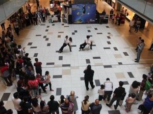 19 Mayıs Bayramını Salsa Yaparak Geçirdiler