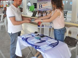 Adnan Menderes Üniversitesi Esnafları Yalnız Bırakmadı