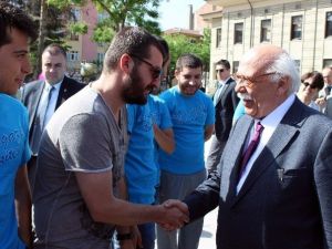 Bakan Avcı, Eskişehir’de Bisiklet Dağıtım Törenine Katıldı