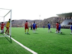 Amatör Spora Profesyonel Destek