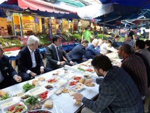 Milletvekili Pazarcı, Başkan Müşteri Oldu