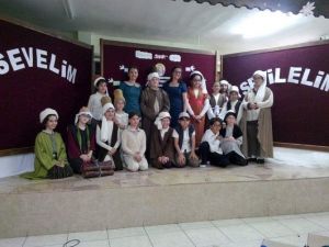 Melahat Ünügür Ortaokulu’nda Yunus Emre Şiir Dinletisi