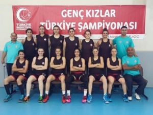 Alanya Belediyespor Basketbol Takımı, Türkiye Şampiyonası’ndaki İlk Rakibini Yendi