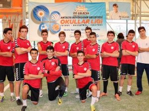 Okullar Ligi’nde Müthiş Futbol Finali