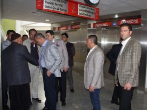 Burhan Kayatürk’ten Hasta Ziyareti