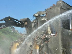 Gop Mahallesi’nde Kentsel Dönüşüm Çalışmalarına Başlandı