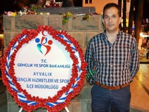 Ayvalıkta Rap Müzik Ve Dingi Kayıklarıyla Fener Alayı