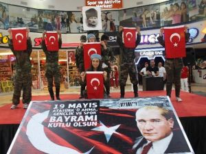 19 Mayıs Highway’de Festival Tadında Kutlandı