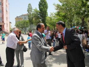 Kocasinan Kaymakamı Candan Sergi Açılışı Yaptı