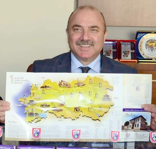 AYTO, turistlere yol gösterecek