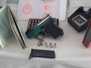 Sahte Belgeyle Göçmen Kaçakçılığı Operasyonunda 16 Gözaltı