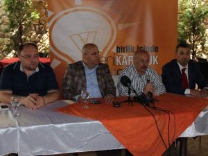 AK Parti Mileltvekili Adayları Basınla Bir Araya Geldi