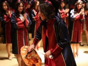 CÜ Diş Hekimliği Fakültesi’nde Mezuniyet Heyecanı Yaşandı