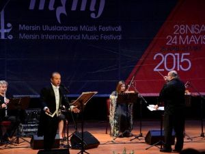 Festivalde Zeki Müren Şarkıları Klasik Müzik Formlarıyla Söylendi