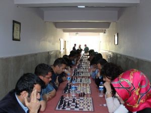 Muş’ta Ödülü Satranç Turnuvası