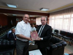 Vali Tuna’dan Başkan Kılıç’a Ziyaret