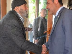 MHP’li Aday Yıldız, Konak Mahallesi’ni Ziyaret Etti