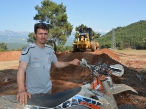 Seydikemer’de Motosiklet Tutkunları İçin Pist Yapıldı