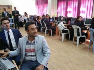 Muş’ta Okullara Akıllı Tahta Dağıtılıyor