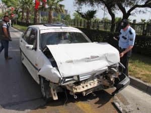 Zincirleme Trafik Kazası: 1 Yaralı