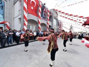 Seğmen Konak Ve Parkı’na Görkemli Açılış