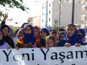 İdil’de HDP’ye Karşı Yapılan Saldırılar Protesto Edildi