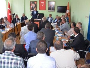 Başkan Gümrükçüoğlu, Sürmene’de Mahalle Muhtarı İle Bir Araya Geldi