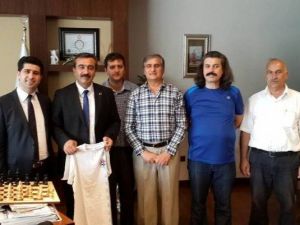 Türkiye’nin Satranç Ustaları Çukurova’da