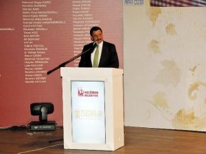 Yüzyılın Türk Şairleri Antolojisi’nin Galası Keçiören’de Yapıldı