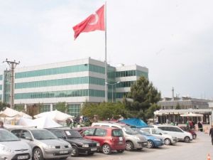 Bursa’da Otomotiv İşçilerinin Eylemi Devam Ediyor