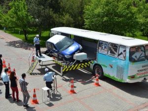 Kayserigaz’dan Çalışanlarına Trafikte Güvenlik Eğitimi