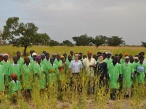 TİKA, Burkina Fasolu 3 Bin Çocuğa Hatıra Ormanı İle Besin Takviyesi Sağlayacak