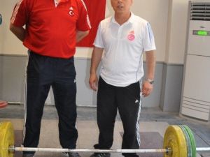 Adana’dan 15 Halterci Final İçin Bursa’ya Gitti